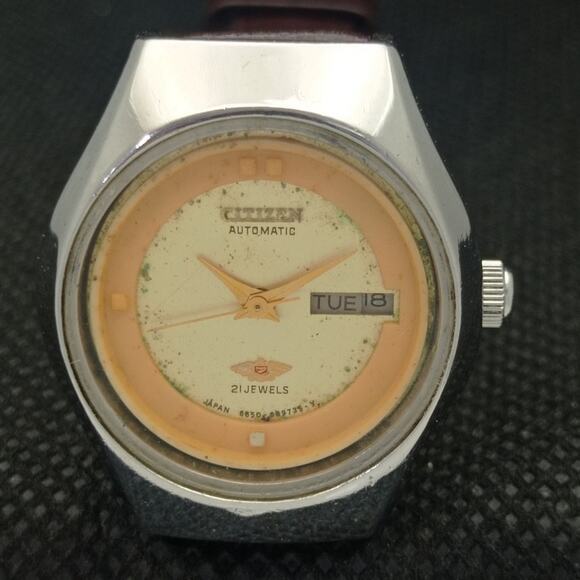Vintage 1972 Citizen Automatic Womans Silver Watch W/daydate & Gold accents main image 4